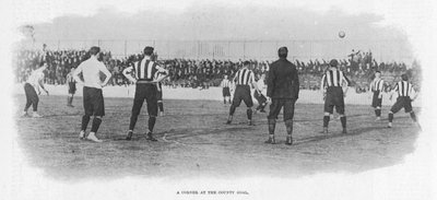 Un angolo del Tottenham alla porta della contea, 1899 da English Photographer